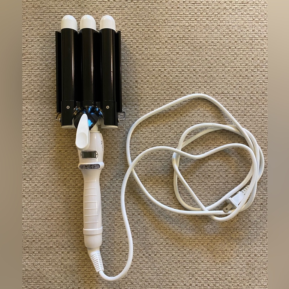 Alure Three Barrel Hair Waver